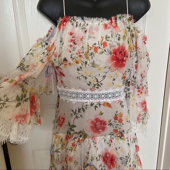Anthropologie Dresses & Skirts - Anthropologies Floral Dress Size 2 Alice & Olivia